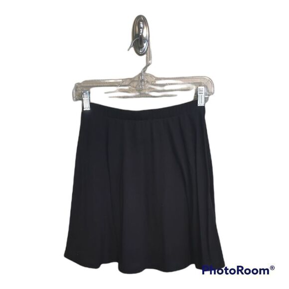 Mossimo Mini Skirt   - Picture 1 of 4